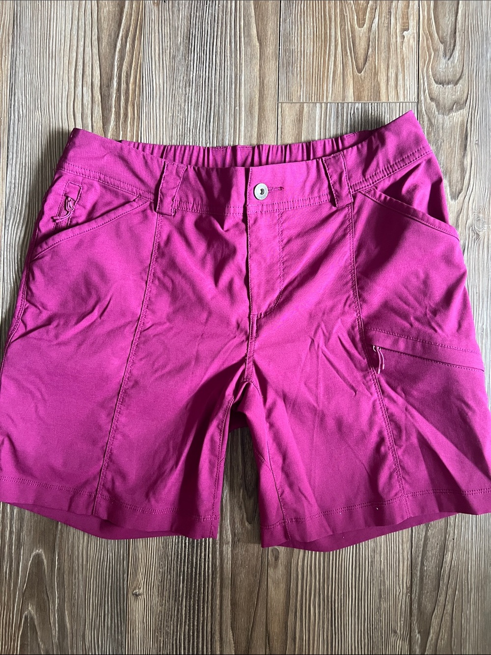 Duluth Trading Co Fuchsia Women's Stretch Bermuda Shorts